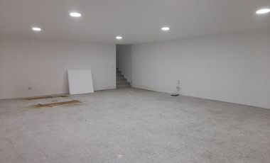 PR17717 Local independiente en arriendo en el sector Los Naranjos