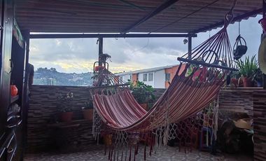 SE VENDE CASA HERMOSA EN CONJUNTO CASA DE 3 NIVELES