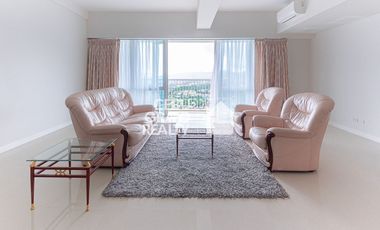 Large 3 Bedroom Condo for Rent in Marco Polo Residences