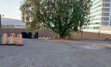 TERRENO EN VENTA CON 2,400 M2 DE SUPERFICIE, EXCELENTE UBICACIÓN EN IRAPUATO GTO.