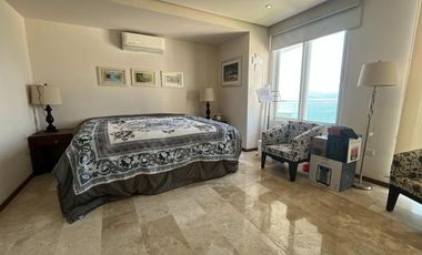 Venta Condominio Frente al Mar