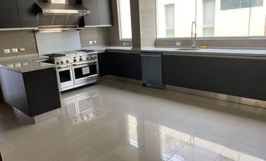 VENDO LINDO PENTHOUSE DE ESTRENO, FRENTE AL GOLF LOS INCAS, SANTIAGO DE SURCO