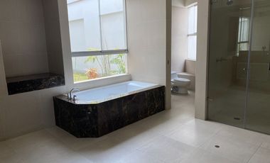 VENDO LINDO PENTHOUSE DE ESTRENO, FRENTE AL GOLF LOS INCAS, SANTIAGO DE SURCO