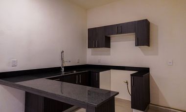 Amplia casa de 3 Habitaciones en Venta en Playa del Carmen
