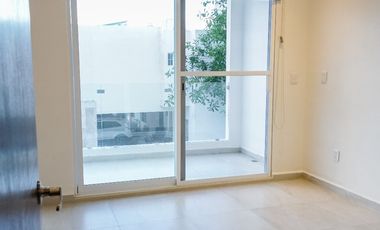Amplia casa de 3 Habitaciones en Venta en Playa del Carmen