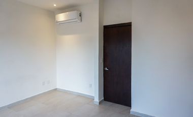 Amplia casa de 3 Habitaciones en Venta en Playa del Carmen