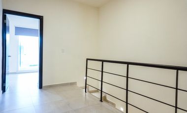 Amplia casa de 3 Habitaciones en Venta en Playa del Carmen
