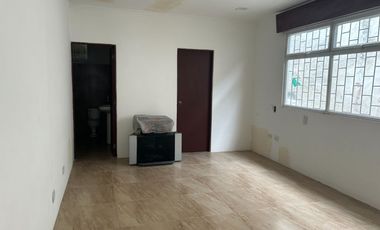 vendo propiedad de más de 600 m2 en entrada Urdesa Norte