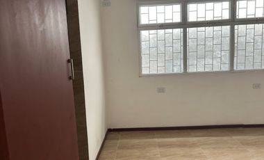 vendo propiedad de más de 600 m2 en entrada Urdesa Norte