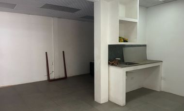 vendo propiedad de más de 600 m2 en entrada Urdesa Norte