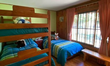 EN PUCON, VENTA HERMOSA CASA EN PARCELA 5000M2 PRECIOSAS VISTAS