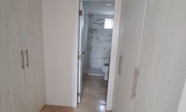 En venta casa de 3 dormitorios en Urb. casa Laguna en la via Leon Febrescordero