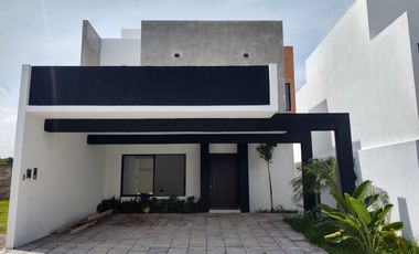Casa en Venta/renta en Veracruz, Fracc. Lomas de La Rioja, Ver.