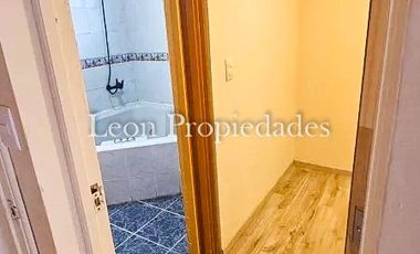 Leon propiedades vende o arrienda c/compromiso de compra gran casa en sector Los Naranjos, Curacavi.