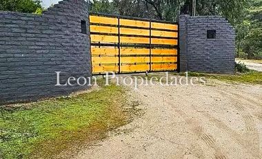 Leon propiedades vende o arrienda c/compromiso de compra gran casa en sector Los Naranjos, Curacavi.