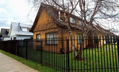 Avenida Simpson, Casa Esquina   $ 280.000.000.