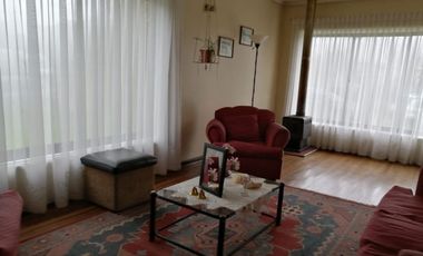 Avenida Simpson, Casa Esquina   $ 280.000.000.