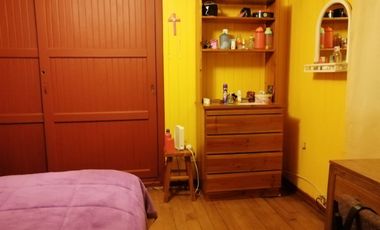 Avenida Simpson, Casa Esquina   $ 280.000.000.