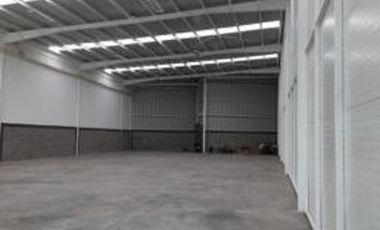 BODEGA EN VENTA 800 M AL SUR DE QUERETARO
