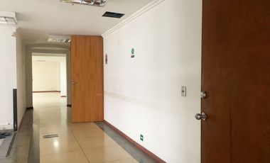 PR19041 Oficina en arriendo en el sector Villa Carlota
