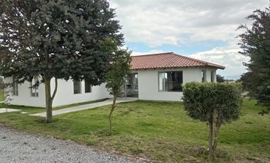 Venta de terreno 1.024M2 sector Malchingui, urbanización privada, 9 9 9 0 1 0 2 3 2