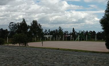 Venta de terreno 1.024M2 sector Malchingui, urbanización privada, 9 9 9 0 1 0 2 3 2