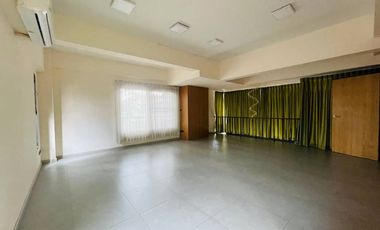 Sale Home Office 4 floors, Second Ring Road, near Government Center with the view of Doi Suthep, Chiang Mai