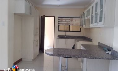 rush for sale house with 5 bedroom plus 2 gated parking near ateneo school cebu