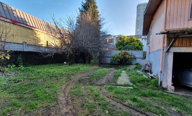 CASA COMERCIAL, CALLE BUIN, PUERTO MONTT