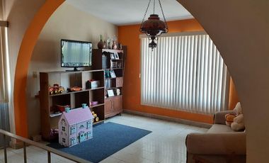 CASA VENTA CENTRO GUASAVE CERCA DE HOSPITAL STA MARIA Y DE BLVD CENTRAL