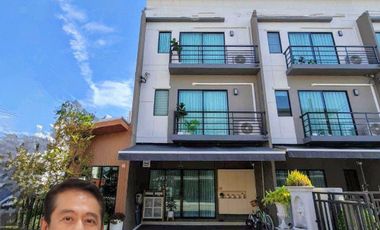 3-story townhome for sale in the Baan Klang Muang Sathorn-Ratchaphruek opposite Central Westville mall, near the clubhouse, from AP (Thailand) 5,990,000 Baht