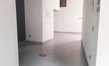 PR17474 Bodega en venta en Guayabal
