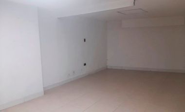 PR17474 Bodega en venta en Guayabal