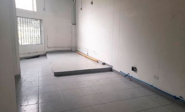 PR17474 Bodega en venta en Guayabal