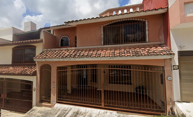 Bonita casa en Residencial Monte Magno, Xalapa, Veracruz