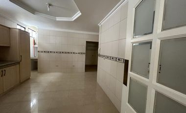 VENTA DE EDIFICIO RENTERO EN KENNEDY NUEVA