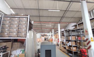 Se vende Local Industrial en la Av. argentina – Cercado de Lima