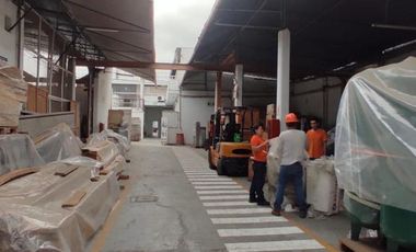 Se vende Local Industrial en la Av. argentina – Cercado de Lima