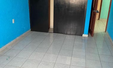 Casa con Terreno en venta en Rincón de las Fuentes Coacalco a 2 min de la López Portillo