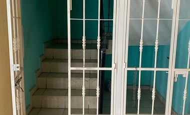 Casa con Terreno en venta en Rincón de las Fuentes Coacalco a 2 min de la López Portillo