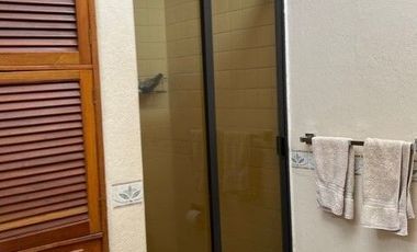 EN VENTA PROPIEDAD PARA REMODELAR O SUBDIVIDIR ZONA NORTE EN CUERNAVACA, MORELOS.