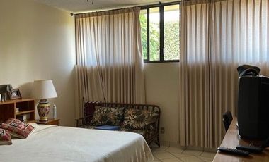 EN VENTA PROPIEDAD PARA REMODELAR O SUBDIVIDIR ZONA NORTE EN CUERNAVACA, MORELOS.
