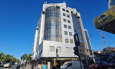 Amplia oficina en el centro de Concepción