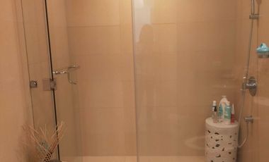 One Bedroom Condo Unit Beside Ayala Mall in Park Point Residences