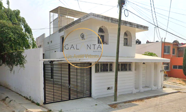 CASA EN REMATE EN FRACCIONAMIENTO LA HERRADURA TUXTLA GUTIERREZ