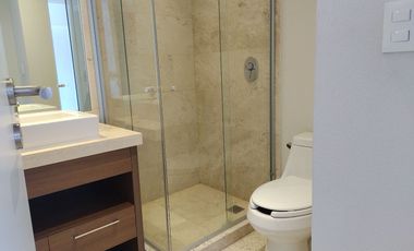 Venta Hermoso Departamento tipo Soho 92m2 con 2 recámaras Central Park Interlomas para inversionista!!