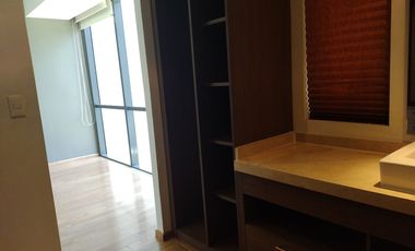 Venta Hermoso Departamento tipo Soho 92m2 con 2 recámaras Central Park Interlomas para inversionista!!