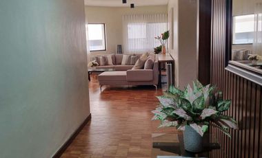Three Bedroom Condo Unit For Rent in Legaspi Parkview Condominium at Makati City