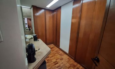 Three Bedroom Condo Unit For Rent in Legaspi Parkview Condominium at Makati City