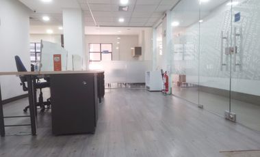 PR21090 Oficina en venta en el sector El Diamante 2